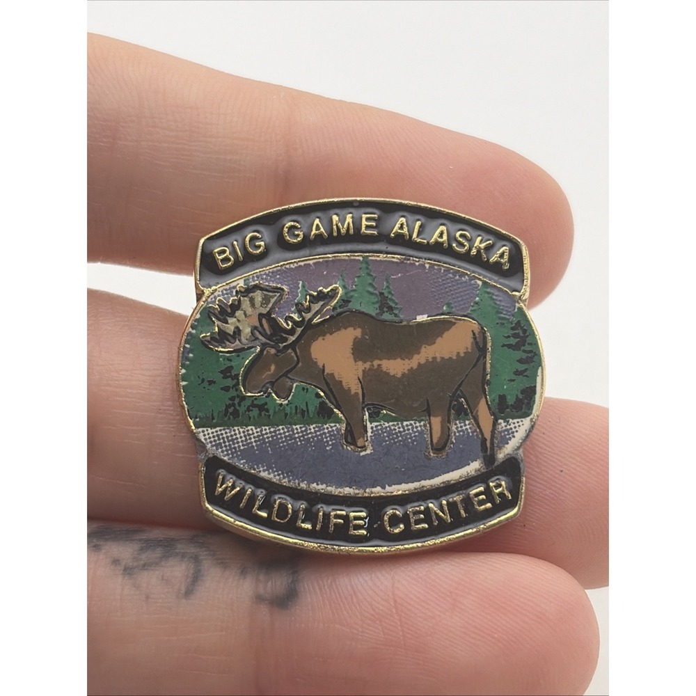 Big Game Alaska Wildlife Center Moose Lapel Hat Pin